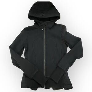 128 Lululemon Black Ruffle Bottom Jacket